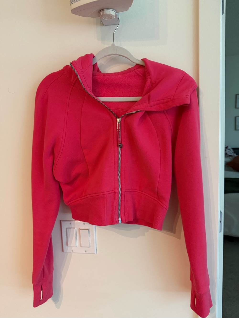 Lululemon Scuba Cropped Hot Pink Zip-Up Hoodie Jacket